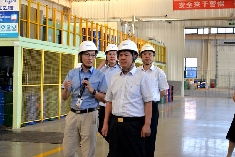 7月2日,市政府副市长张伟带队赴环翠区,高区现场调研部分重点科技创新